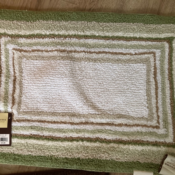 Sonoma Reversible bath mats - Picture 1 of 4